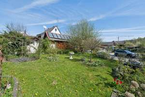 Entzückendes Einfamilienhaus in idyllischer Lage mit tollem Eckgrundstück – Die vollständige Adresse der Immobilie erhältst du vom Anbieter., 63683 Ortenberg – Vorschaubild 6