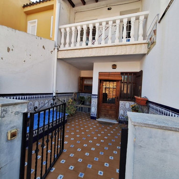 Exzellentes Haus zu verkaufen in Benicull de Xúquer