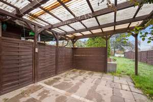 Property thumbnail 9