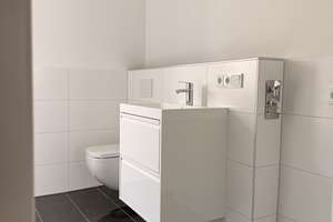 Möbliertes 2-Zimmer-Apartment in Augsburg Oberhausen – Laugingerstraße 4, 86154 Links der Wertach-Süd, Augsburg – Vorschaubild 3