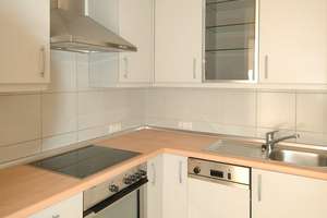 100 m zum Wald, lichtdurchflutete 2,5 Zi Galeriewhg mit sonnigem Balkon in Bestlage Waldtrudering – Meisenstr. 8, 81827 Waldtrudering, München – Vorschaubild 4