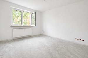 * ab sofort * Erstbezug nach Sanierung * neues Bad, 2 Zimmer Wohnung mit Sonnenbalkon – Trautenaustr.  20, 47053 Hochfeld, Duisburg – Vorschaubild 3