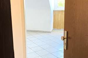 1,5 Zi.-Dachgeschosswohnung ab sofort! Fabriciusstraße! Bramfeld! – 22177 Bramfeld, Hamburg – Vorschaubild 2