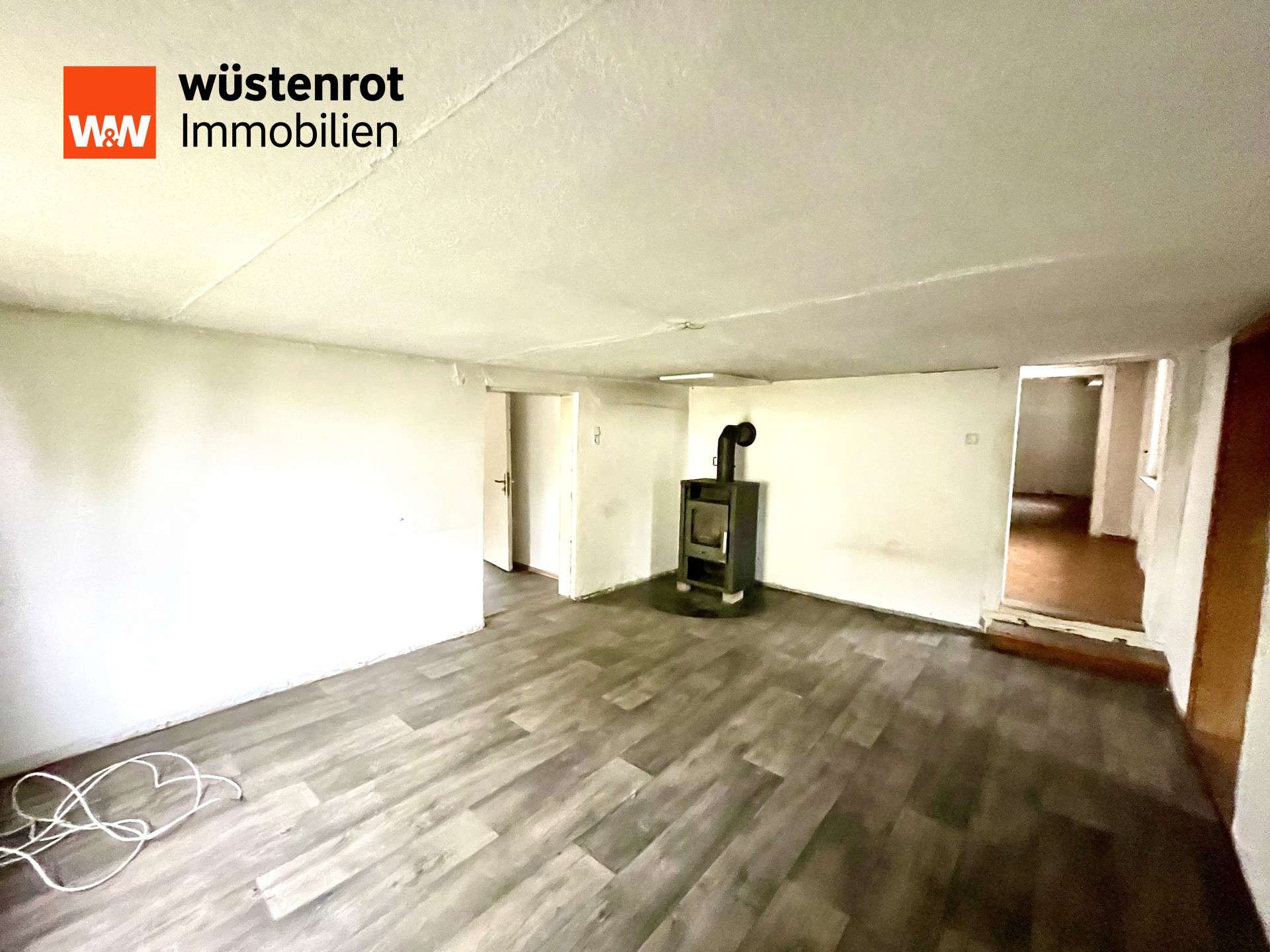 Immobilie in Forbach - *Idyllisches Schwarzwald-Juwel: Freistehendes Haus mit großem Potenzial und herrlichen Fernblick* - Bild 4