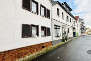 Provisionsfrei: Charmantes Haus + Nebengebäude in Friedrichsdorf Seulberg – Die vollständige Adresse der Immobilie erhältst du vom Anbieter., 61381 Friedrichsdorf – Vorschaubild 16