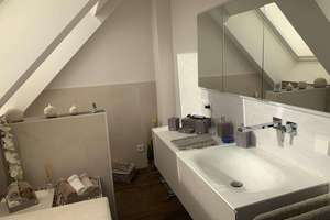 neuwertige, luxuriös ausgestattete Maisonette Wohnung in Augsburg Göggingen – Die vollständige Adresse der Immobilie erhältst du vom Anbieter., 86199 Göggingen-Süd, Augsburg – Vorschaubild 19