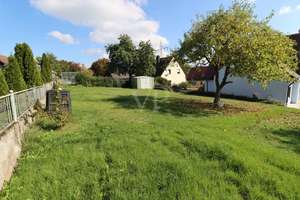 Wohnen auf dem Land - Großzügiges Zweifamilienhaus mit 2 Garagen und gepflegtem Garten – Die vollständige Adresse der Immobilie erhältst du vom Anbieter., 91611 Lehrberg – Vorschaubild 9
