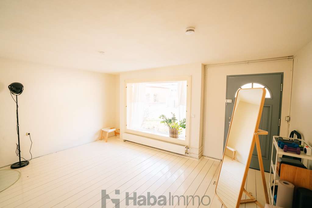 Immobilie in Waal - Wohnen und Arbeiten unter einem Dach – großzügiges Haus mit flexibler Raumaufteilung - Bild 2