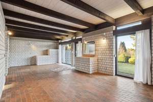 Zeitlose Architektur im Grünen – Außergewöhnliches Reihenmittelhaus im Bergwald-Karlsruhe – Die vollständige Adresse der Immobilie erhältst du vom Anbieter., 76228 Durlach, Karlsruhe – Vorschaubild 4