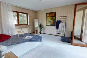 MEHRFAMILIENHAUS - Freistehendes Haus mit 2 Wohneinheiten, Büro und Doppelgarage in Besigheim – Ludwigsburg (Kreis) – Vorschaubild 6