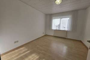 Merscheid/Mitte: Drei, Zwei, Eins = Meins! 3 Zi - Hochparterre - eigene Heizung, sucht neue Familie! – Die vollständige Adresse der Immobilie erhältst du vom Anbieter., 42655 Solingen-Mitte, Solingen – Vorschaubild 17