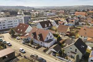 Charmante DHH mit gepflegtem Garten in ruhiger Lage – Kitzingen (Kreis) – Vorschaubild 24