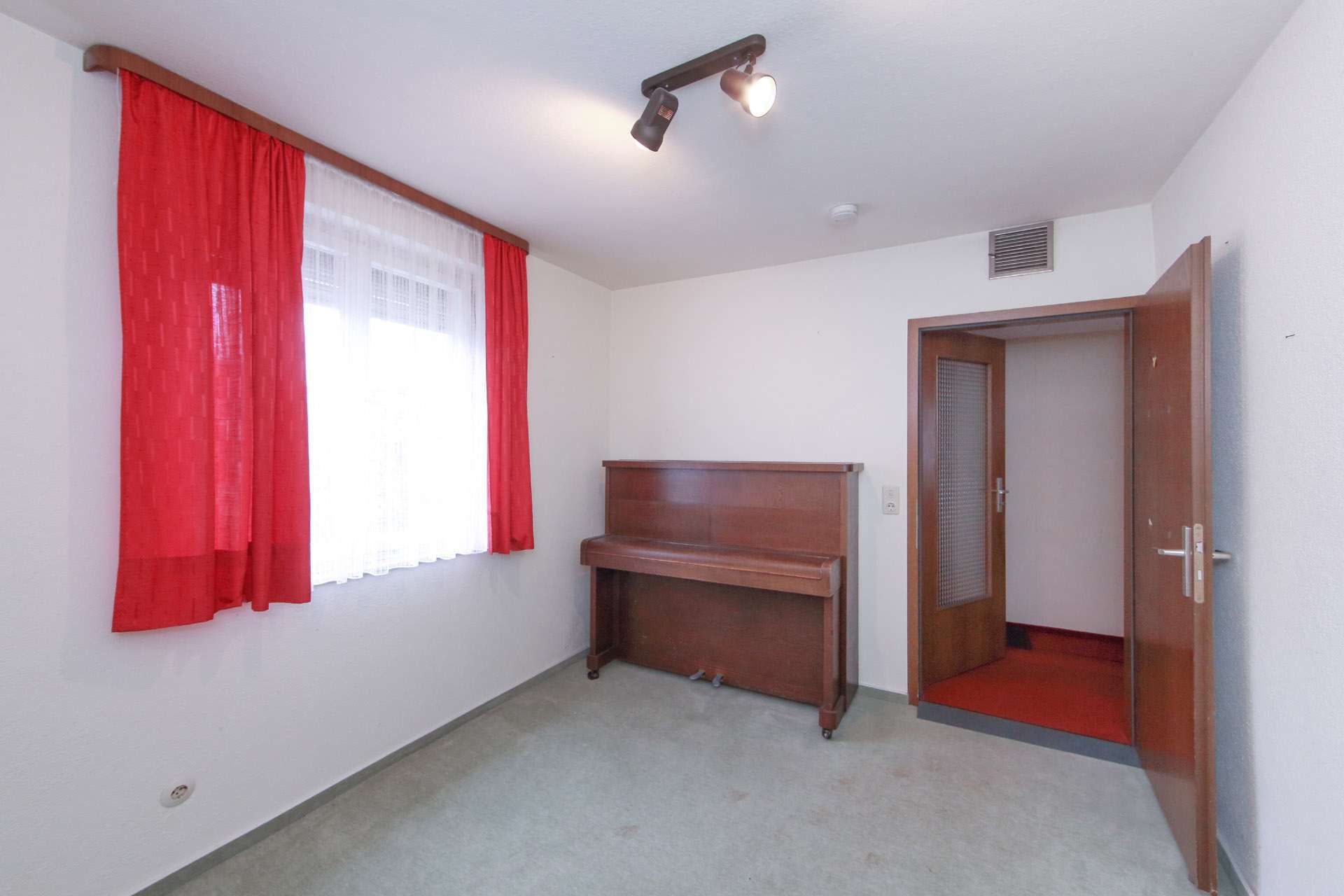 Immobilie in Oberkochen - CHARMANTES EINFAMILIENHAUS IN OBERKOCHEN - Bild 5