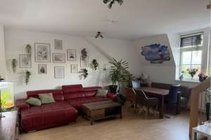 HERRLICHE MAISONETTEWOHNUNG MIT SONNENBALKON! Einbauküche kann übernommen werden – Die vollständige Adresse der Immobilie erhältst du vom Anbieter., 99085 Krämpfervorstadt, Erfurt – Vorschaubild 2