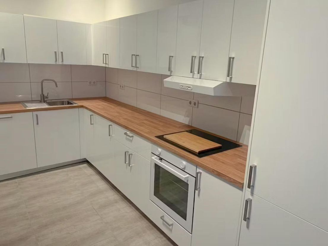 c48d852f-be34-46a0-ad09-59de16