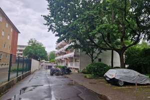 Mediterrane Dachgeschosswohnung mit zwei Balkonen, Einbauküche und Tiefgaragenplatz – Waisenhausgasse 7, 50676 Altstadt/Süd, Köln – Vorschaubild 11