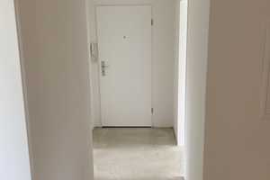 Großzügige 3-Zimmer-Wohnung mit Loggia // 1.OG rechts – Stralsunder Ring 1, 38444 Wolfsburg – Vorschaubild 8