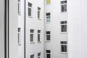 Kapitalanlage in begehrter Berliner Kiezlage – stilvolle 2-Zimmer-Altbauwohnung! – Oppelner Straße 18, 10997 Kreuzberg, Berlin – Vorschaubild 5
