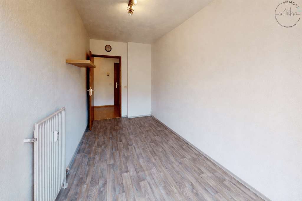 Immobilie in Philippsburg - Charmant - Lichtdurchflutet - Zentral: 2-Zi-ETW mit Wintergarten und Einbauküche in Philippsburg - Bild 2