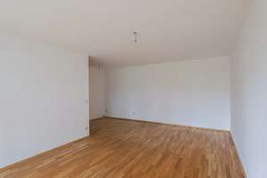 Wohnen mit Urlaubsflair: 3-Zimmer-Wohnung in Ingolstadt mit Gemeinschaftspool – Die vollständige Adresse der Immobilie erhältst du vom Anbieter., 85057 Mitte, Ingolstadt – Vorschaubild 4