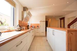 Exklusive Penthouse-Maisonette mit hochwertiger Ausstattung mitten im Szeneviertel! – Die vollständige Adresse der Immobilie erhältst du vom Anbieter., 1099 Äußere Neustadt, Dresden – Vorschaubild 10