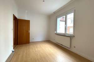 Helle 3-Zimmer-Wohnung mit großem Balkon in ruhiger Lage – Die vollständige Adresse der Immobilie erhältst du vom Anbieter., 70329 Obertürkheim (Ortsteil), Stuttgart – Vorschaubild 8