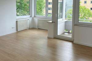 Exklusive3-Zimmer-Wohnung 73 qm,  Heßlinger Straße, Erstbezug nach Vollsanierung