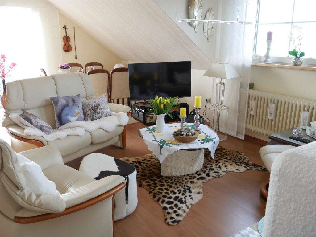 Immobilie in Attendorn - / Gepflegtes Zweifamilienhaus in Dünschede wartet auf neue Eigentümer!  - Bild 3