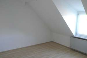 Renovierte 70 m² Dachgeschoss-Eigentumswohnung - Dortmund-östl. Innenstadt/Körne – Die vollständige Adresse der Immobilie erhältst du vom Anbieter., 44143 Kaiserbrunnen, Dortmund – Vorschaubild 10