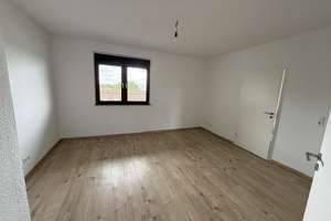 PENTHOUSE (- Stil)! Sanierte 2-Zi.-Wohnung mit fast 20 m² Balkonfläche! 5. OG ohne Aufzug! – Düsseldorfer Str. 297, 47053 Dellviertel, Duisburg – Vorschaubild 7
