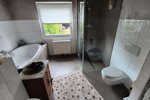 Doppelhaushälfte mit Terrasse und großem Garten in Braunschweig Querum – Die vollständige Adresse der Immobilie erhältst du vom Anbieter., 38108 Wabe-Schunter-Beberbach, Braunschweig – Vorschaubild 3
