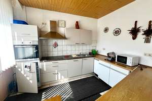 Hochspeyer: Großzügiges Zweifamilienhaus mit Ausbaupotenzial, schönem Grundstück und Garage – Die vollständige Adresse der Immobilie erhältst du vom Anbieter., 67691 Hochspeyer – Vorschaubild 10