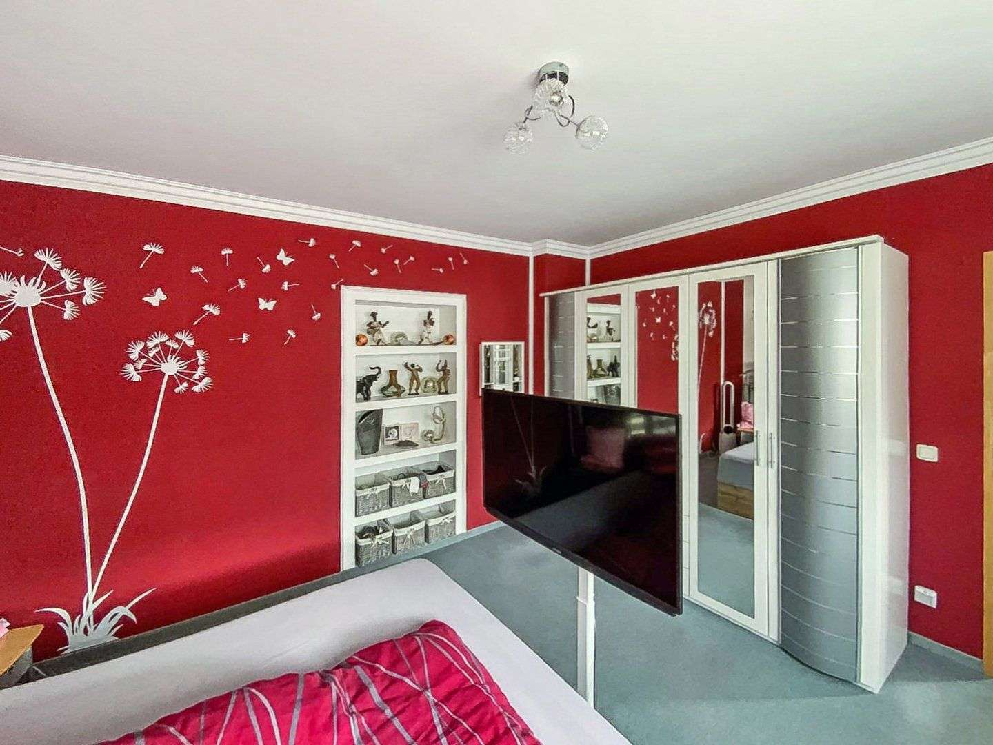 Immobilie in Schwarzheide - Modernes Einfamilienhaus mit 8 Zimmern in Schwarzheide - Bild 2