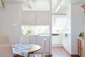 Charmante 3,5-Zimmer DG-Maisonette mit Loggia und TG-Stellplatz – Die vollständige Adresse der Immobilie erhältst du vom Anbieter., 70599 Birkach-Süd, Stuttgart – Vorschaubild 9