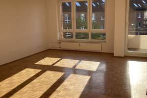 schöne 3-Zimmer-Wohnung mit Balkon  in Düsseldorf – Die vollständige Adresse der Immobilie erhältst du vom Anbieter., 40549 Lörick, Düsseldorf – Vorschaubild 2