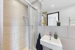 Möbliertes Apartment in Riedberg, 24 m², all inclusive, frei ab 01.10. – 60438 Kalbach-Riedberg, Frankfurt am Main – Vorschaubild 3