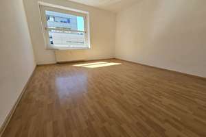 Exklusive 3 Raum Wohnung auf dem Kaßberg + Stellplatz möglich – Hoffamannstr. 52, 9112 Kaßberg, Chemnitz – Vorschaubild 3