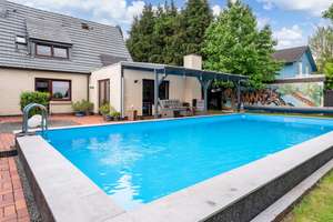 Einfamilienhaus mit zwei zusätzlichen Appartements und Außenpool in Oldenburg, Objekt-Nr.: 7701 – Die vollständige Adresse der Immobilie erhältst du vom Anbieter., 26127 Alexandersfeld, Oldenburg (Oldenburg) – Vorschaubild 28