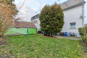 Investoren aufgepasst
Dreifamilienhaus in Koblenz-Güls zu verkaufen – Die vollständige Adresse der Immobilie erhältst du vom Anbieter., 56072 Güls, Koblenz – Vorschaubild 19