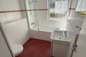 Modernes 6-Zimmer-Reihenhaus mit Garten und Stellplatz in Frankfurt-Sossenheim – 65936 Sossenheim, Frankfurt am Main – Vorschaubild 12