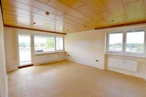 Schön geschnittene, sonnige 4-Zimmer Wohnung mit Fahrstuhl + großem Balkon... – Wolfsburg – Vorschaubild 3