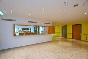 Tolle, neu möblierte Wohnung mit Terrasse und gemeinschaftlichen Fitnessraum in Stuttgart Süd – Die vollständige Adresse der Immobilie erhältst du vom Anbieter., 70199 Heslach, Stuttgart – Vorschaubild 23