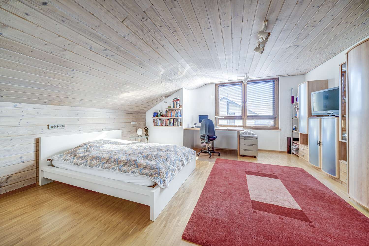 Immobilie in Tengen - Einfamilienhaus mit Wintergarten, Kamin und Naturblick am Luftkurort - Bild 9