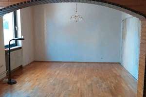 Viel Platz in Kostheim: Mehrfamilienhaus mit 9 Zimmern – Die vollständige Adresse der Immobilie erhältst du vom Anbieter., 55246 Mainz-Kostheim, Wiesbaden – Vorschaubild 9