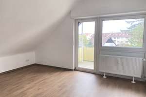 Moderne 2-Zimmerwohnung mit Balkon in MA- Wallstadt – 68259 Wallstadt, Mannheim – Vorschaubild 1