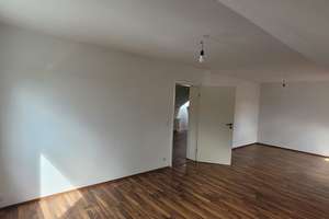 Großzügige 2-Zimmer-Wohnung in ruhigem 4-Parteien-Haus – Die vollständige Adresse der Immobilie erhältst du vom Anbieter., 93053 Oberisling-Graß, Regensburg – Vorschaubild 9