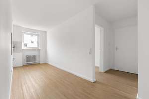 Moderne 3-Zimmer-Wohnung mit Balkon & Einbauküche – Sofort bezugsfrei! – Zasingerstraße 9, 81547 Giesing, München – Vorschaubild 7