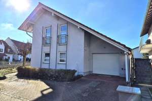 Schöner Wohnen im freistehenden Zweifamilienhaus auf 630 m² Grundstück! – Die vollständige Adresse der Immobilie erhältst du vom Anbieter., 68519 Viernheim – Vorschaubild 6