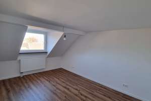 Frisch Sanierte Maisonette-Wohnung – Nikolaistrasse 35, 47055 Wanheimerort, Duisburg – Vorschaubild 3