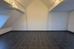 Komfortable 3-Zimmer-Wohnung mit Einbauküche, Süd-Ost-Balkonen und Außenstellplatz – Die vollständige Adresse der Immobilie erhältst du vom Anbieter., 53125 Röttgen, Bonn – Vorschaubild 5